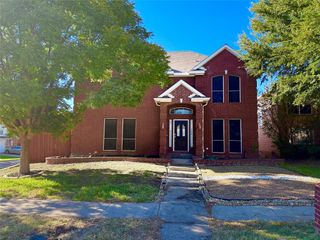 2301 Mapleleaf Lane, Flower Mound, TX 75028