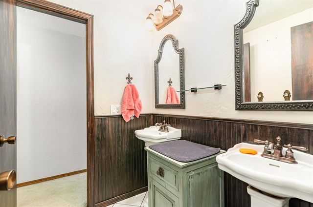 6636 Whitehall Drive, Oklahoma City, OK 73132