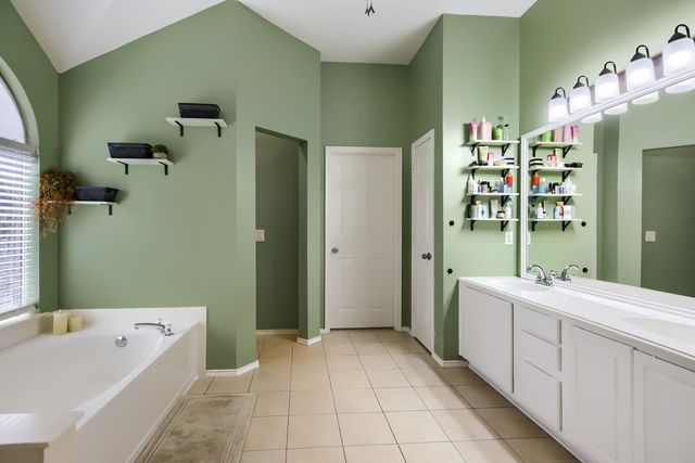 2412 Loon Lake Road, Denton, TX 76210