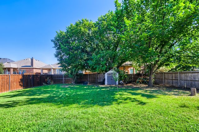 2412 Loon Lake Road, Denton, TX 76210