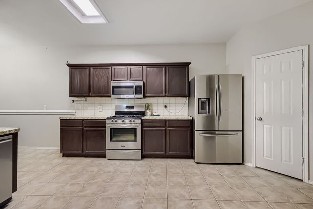 2412 Loon Lake Road, Denton, TX 76210