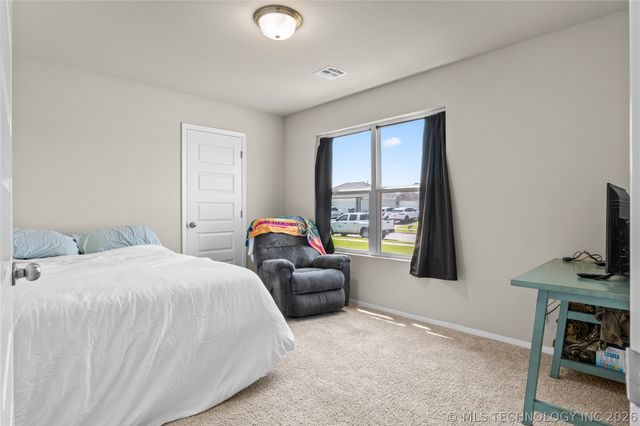 23489 S Donna Lane, Claremore, OK 74019