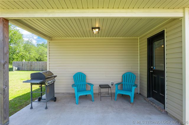 23489 S Donna Lane, Claremore, OK 74019