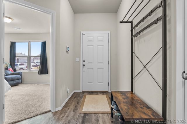 23489 S Donna Lane, Claremore, OK 74019