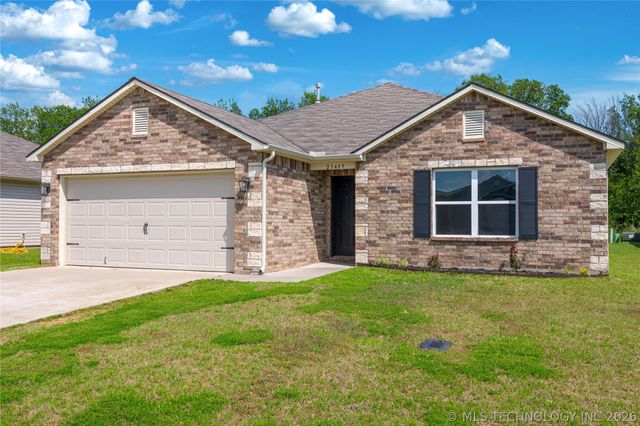 23489 S Donna Lane, Claremore, OK 74019
