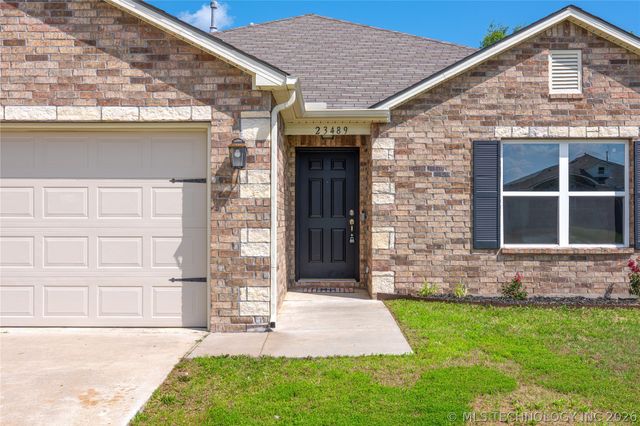 23489 S Donna Lane, Claremore, OK 74019