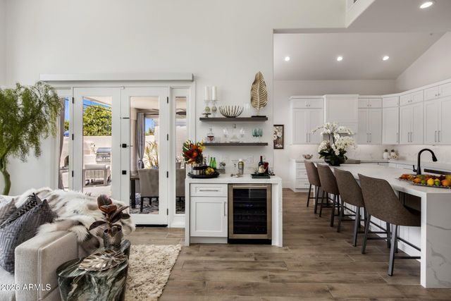 8222 E CORTEZ Drive, Scottsdale, AZ 85260