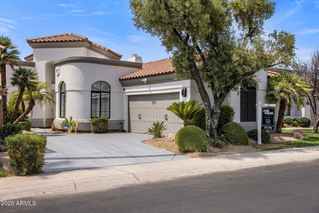 8222 E CORTEZ Drive, Scottsdale, AZ 85260
