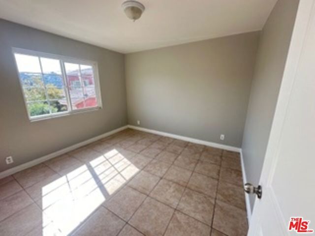 6137 Toltec Way 7, Los Angeles, CA 90042