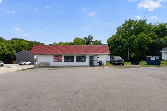 1416 Franklin St, Clarksville, TN 37040