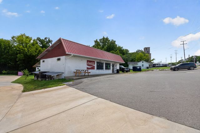 1416 Franklin St, Clarksville, TN 37040