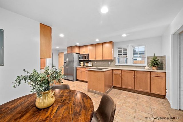 3923 MCCOMB AVE, Cheyenne, WY 82001