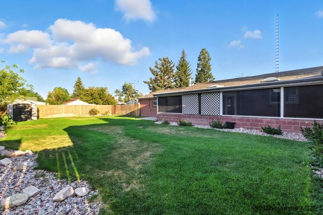 3923 MCCOMB AVE, Cheyenne, WY 82001