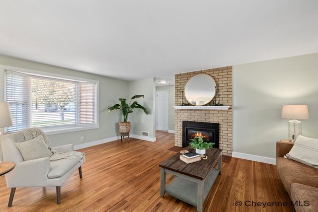 3923 MCCOMB AVE, Cheyenne, WY 82001