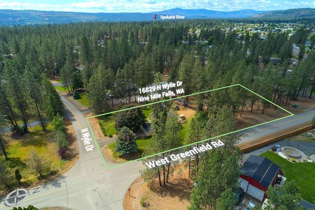 16829 N Wylie Dr, Nine Mile Falls, WA 99026