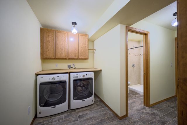 16829 N Wylie Dr, Nine Mile Falls, WA 99026