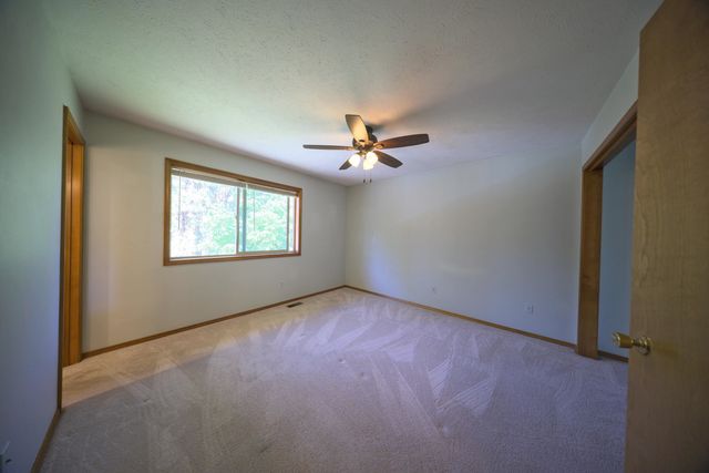16829 N Wylie Dr, Nine Mile Falls, WA 99026