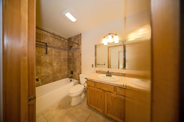 16829 N Wylie Dr, Nine Mile Falls, WA 99026