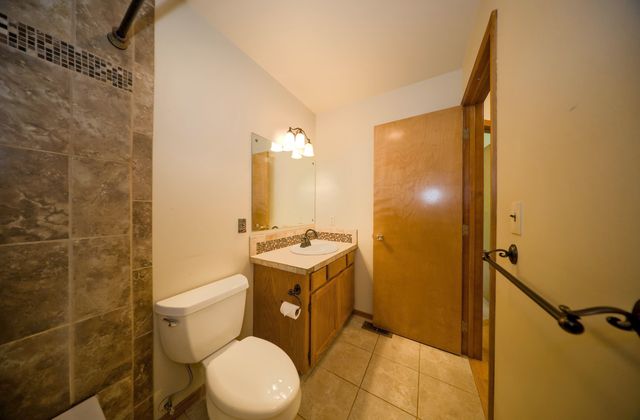 16829 N Wylie Dr, Nine Mile Falls, WA 99026