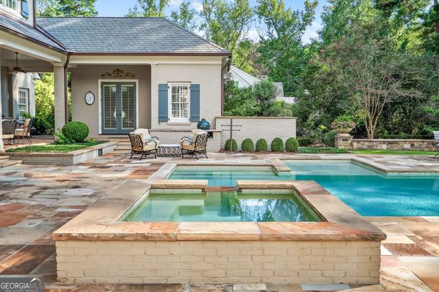 2954 Ridgewood Road NW, Atlanta, GA 30327