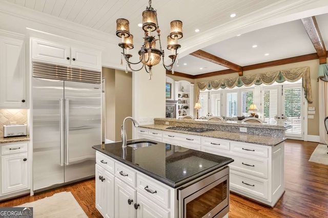 2954 Ridgewood Road NW, Atlanta, GA 30327