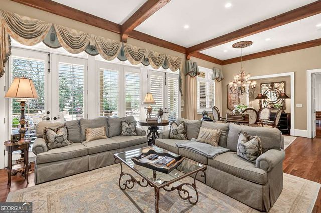 2954 Ridgewood Road NW, Atlanta, GA 30327