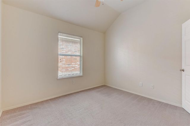 4905 Summer Oaks Lane, Fort Worth, TX 76123