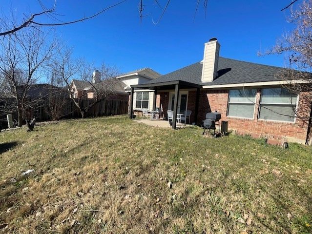 4905 Summer Oaks Lane, Fort Worth, TX 76123