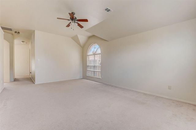 4905 Summer Oaks Lane, Fort Worth, TX 76123