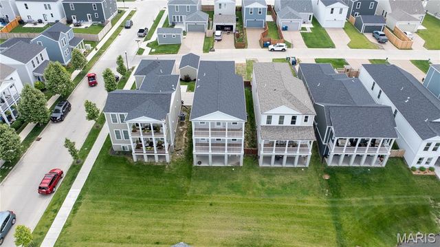 1108 Dyess Way, St Charles, MO 63301