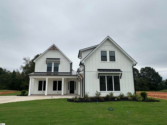 63 Carr Road, Piedmont, SC 29673