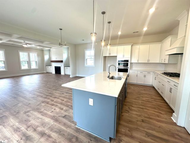 63 Carr Road, Piedmont, SC 29673