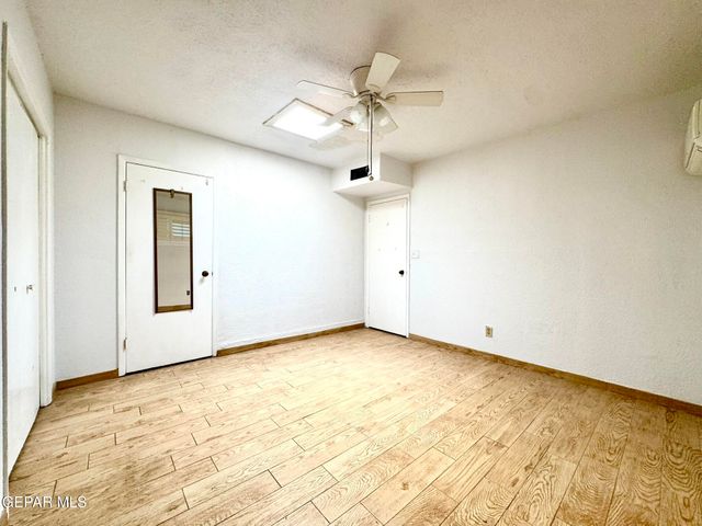 7512 KINGMAN Drive, El Paso, TX 79915
