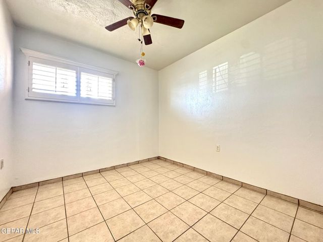 7512 KINGMAN Drive, El Paso, TX 79915