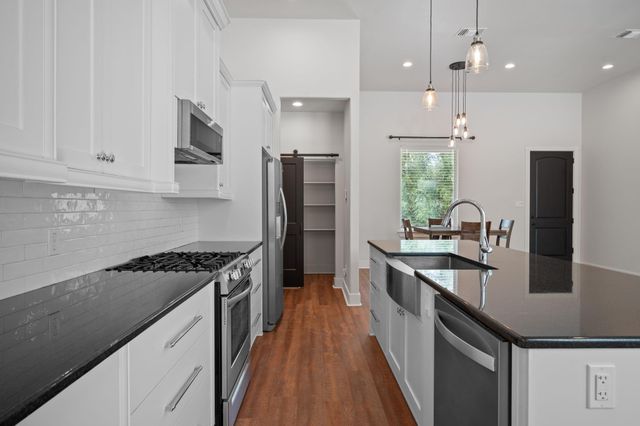 21814 Bluejay BLVD, Lago Vista, TX 78645