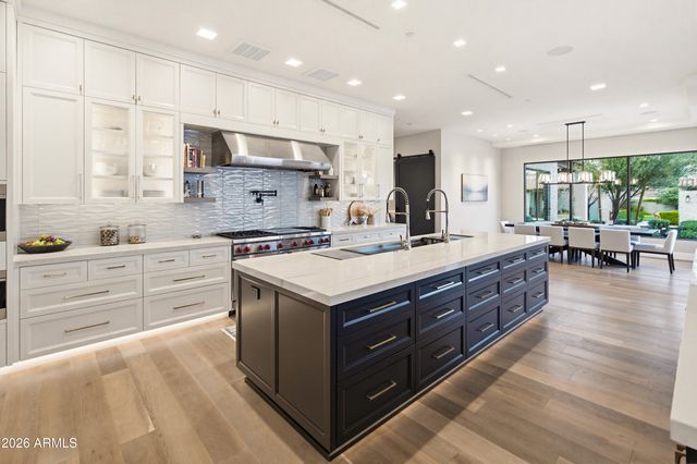 6210 E KEIM Drive, Paradise Valley, AZ 85253