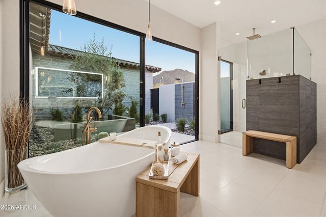 6210 E KEIM Drive, Paradise Valley, AZ 85253