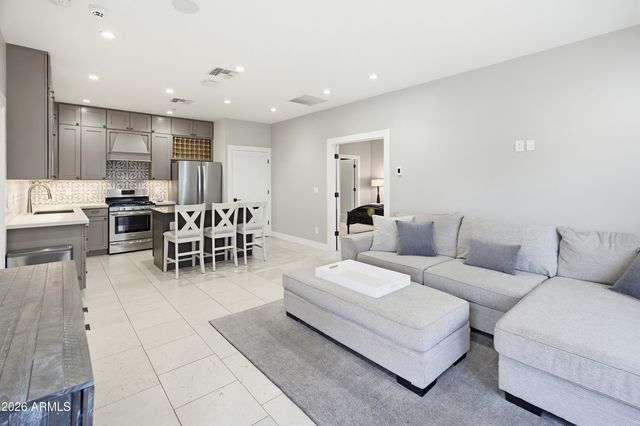 6210 E KEIM Drive, Paradise Valley, AZ 85253