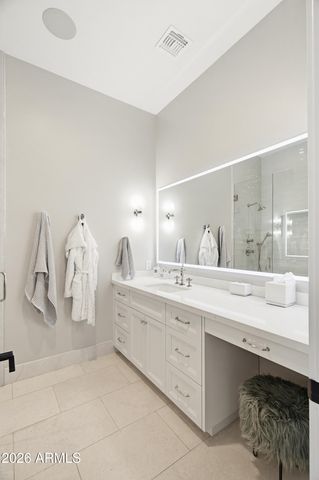 6210 E KEIM Drive, Paradise Valley, AZ 85253