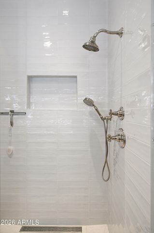 6210 E KEIM Drive, Paradise Valley, AZ 85253