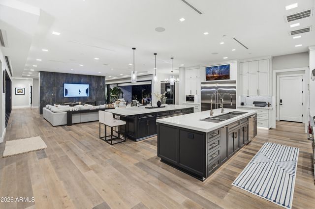 6210 E KEIM Drive, Paradise Valley, AZ 85253