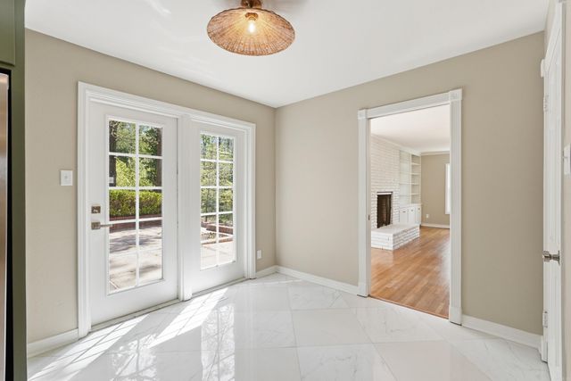 1 Van Lee Drive, Little Rock, AR 72205