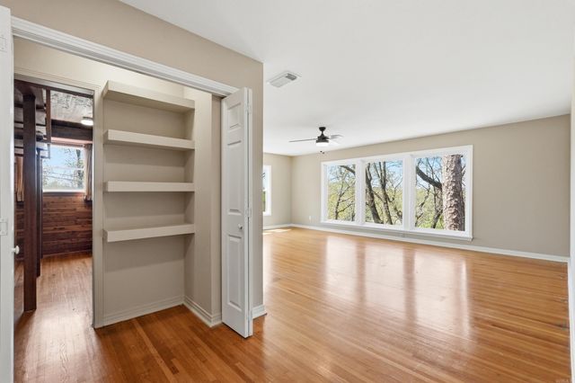 1 Van Lee Drive, Little Rock, AR 72205