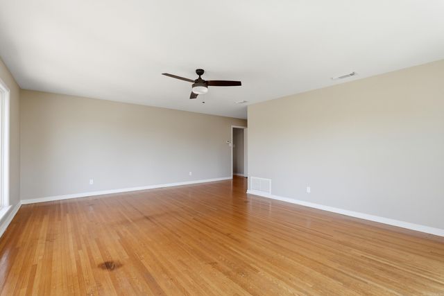 1 Van Lee Drive, Little Rock, AR 72205