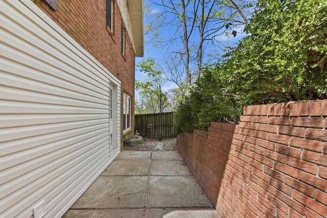 1 Van Lee Drive, Little Rock, AR 72205