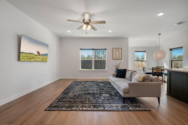 15607 Poppy Petal DR, Del Valle, TX 78617