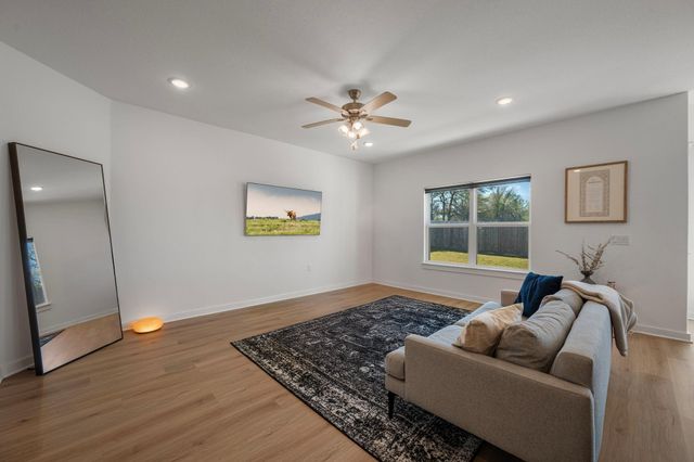 15607 Poppy Petal DR, Del Valle, TX 78617