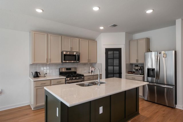 15607 Poppy Petal DR, Del Valle, TX 78617