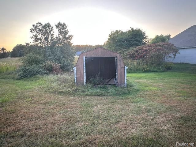 1795 Oakwood Road, Ortonville Village, MI 48462