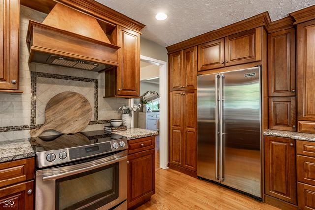 3644 E Carmel Drive, Carmel, IN 46033